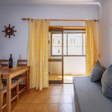 Cozy Apartment Near The Beach In Costa De Caparica Экстерьер фото